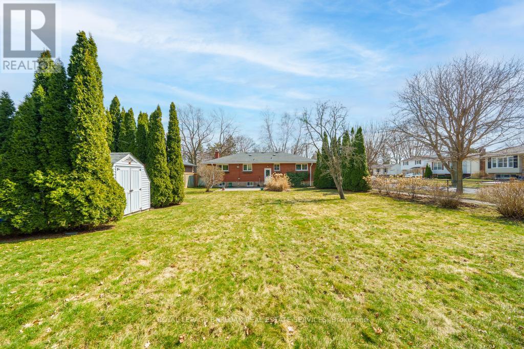 2205 Joyce Street, Burlington, Ontario  L7R 2B6 - Photo 38 - W12949972