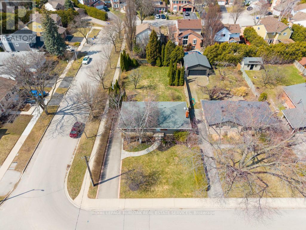 2205 Joyce Street, Burlington, Ontario  L7R 2B6 - Photo 44 - W12949972