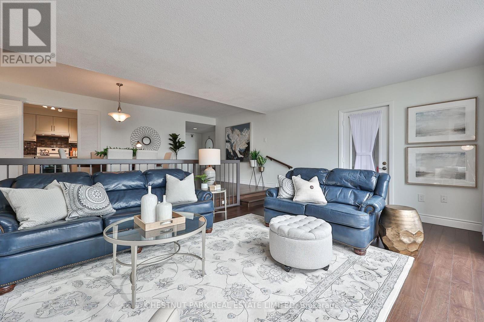 503 - 2185 Marine Drive, Oakville, Ontario  L6L 5L6 - Photo 2 - W12949996