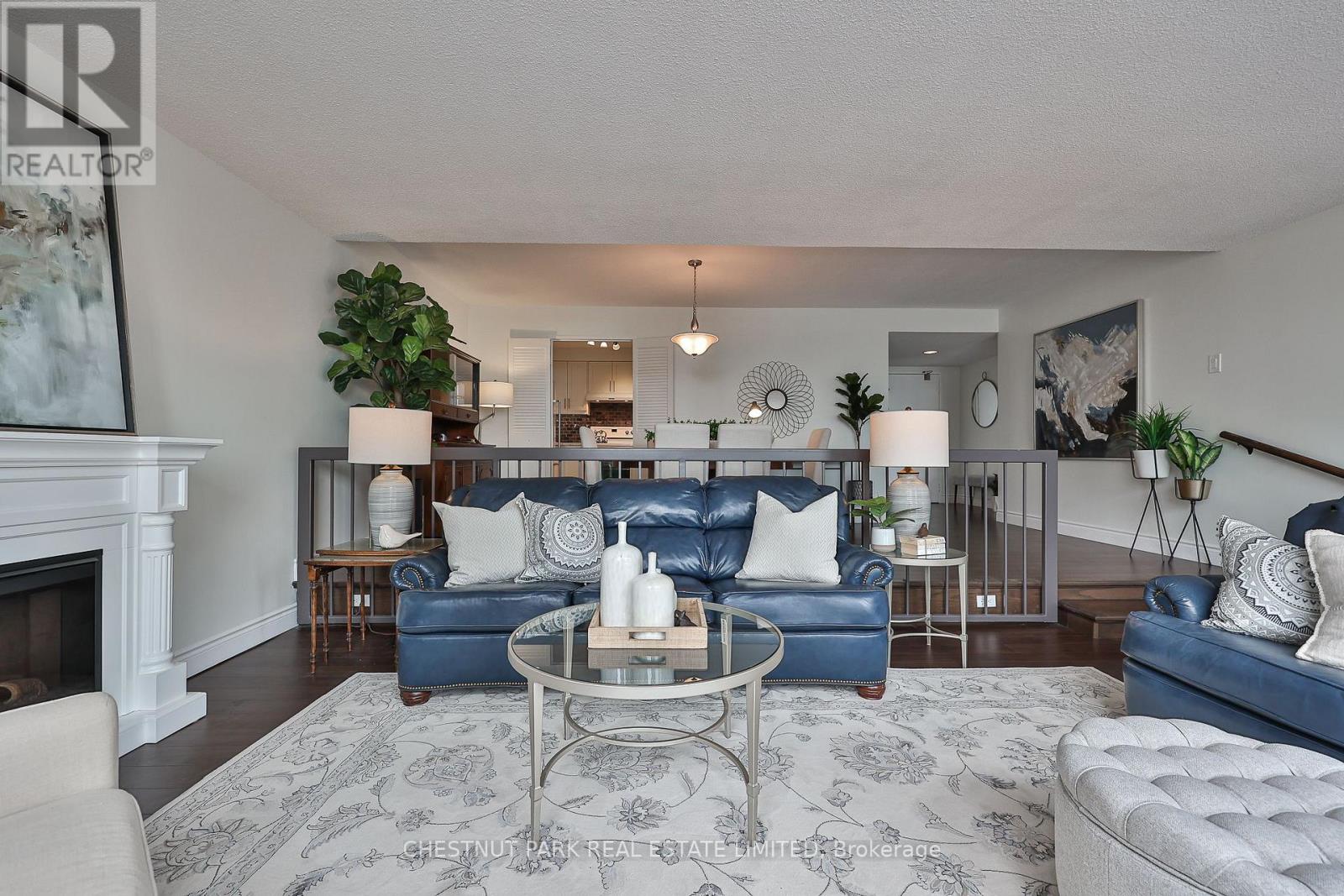 503 - 2185 Marine Drive, Oakville, Ontario  L6L 5L6 - Photo 3 - W12949996