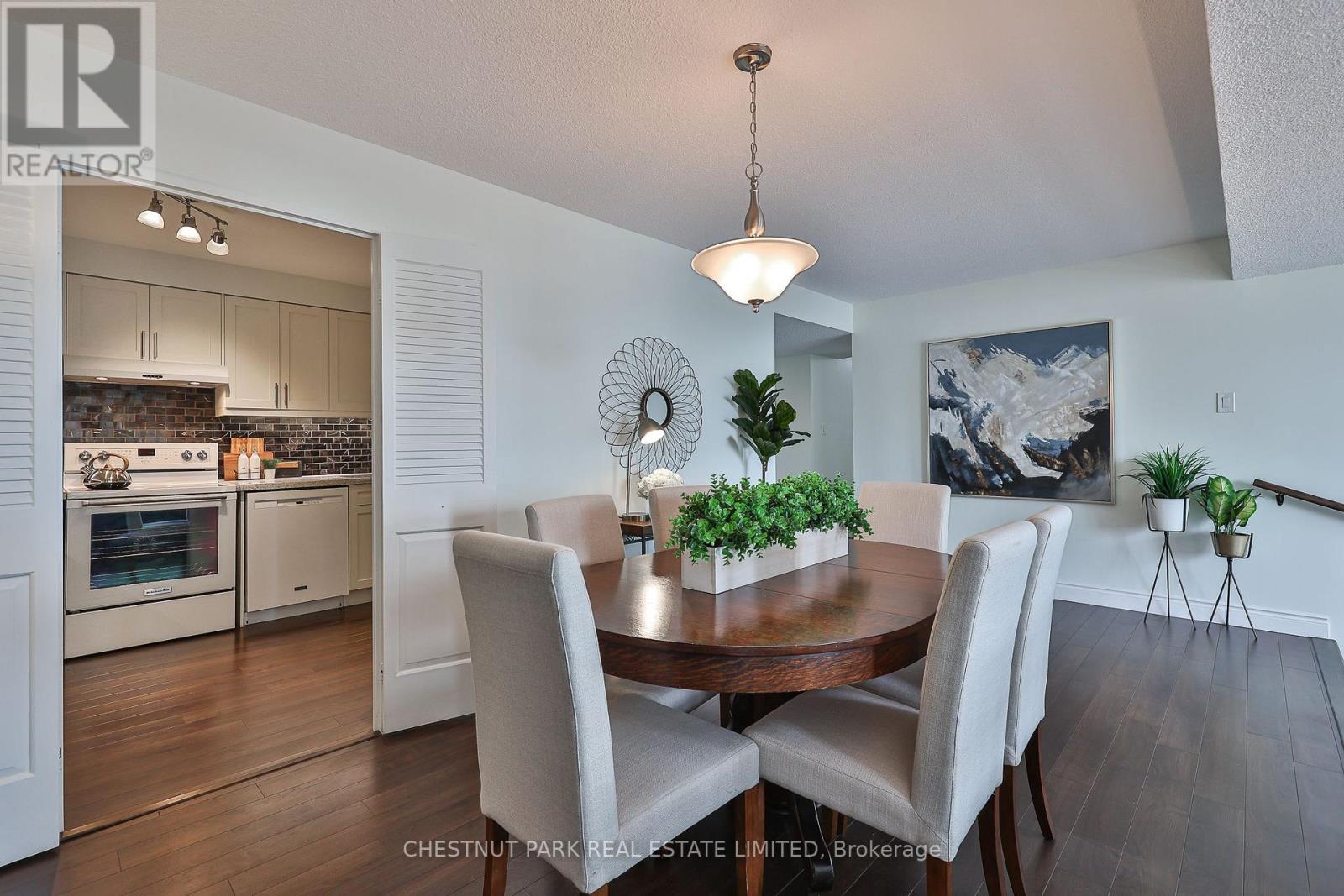 503 - 2185 Marine Drive, Oakville, Ontario  L6L 5L6 - Photo 6 - W12949996