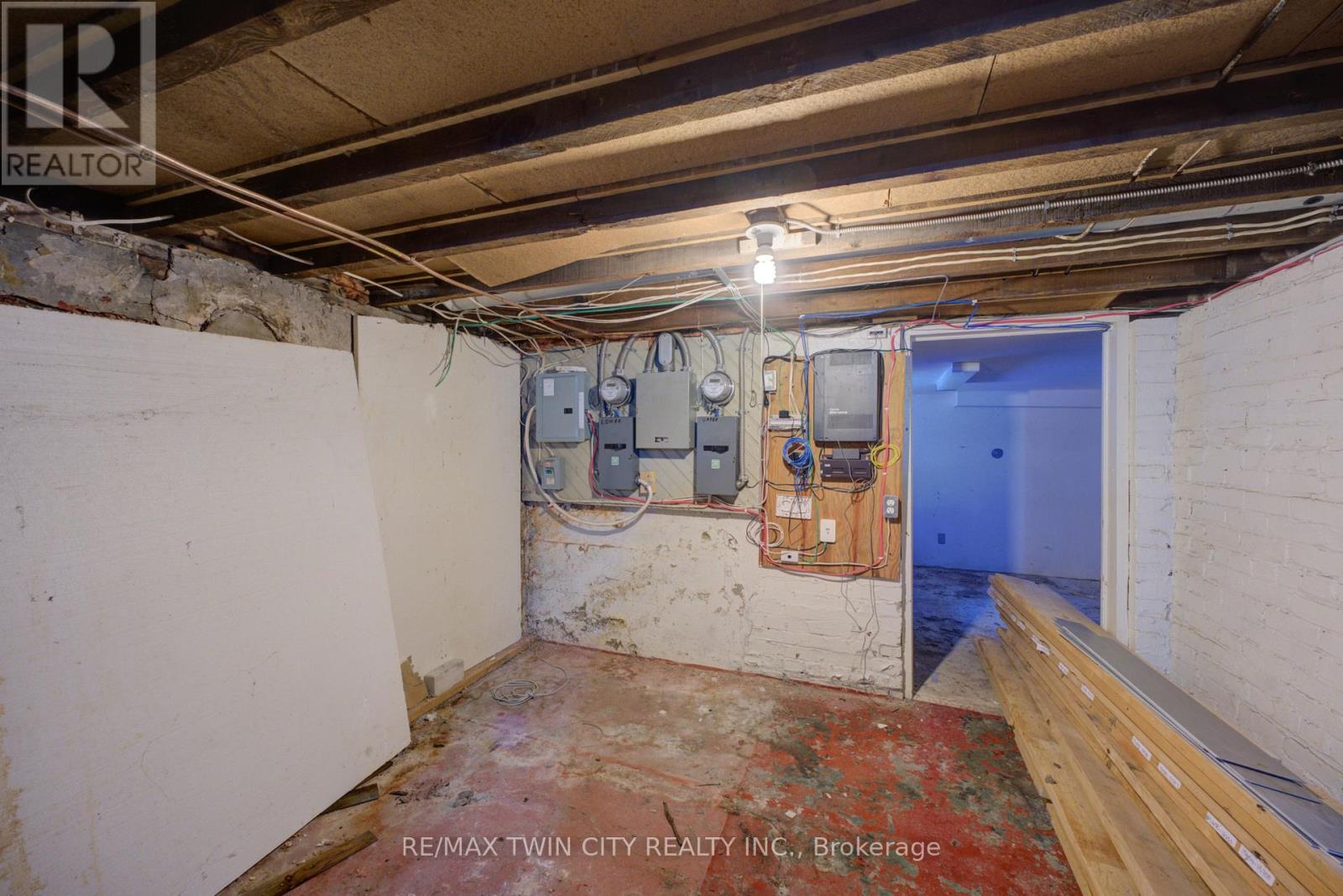 38 Nelson Street, Brantford, Ontario  N3T 2M8 - Photo 24 - X12793414