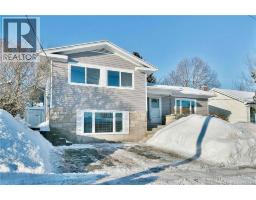 256 West Lane, moncton, New Brunswick