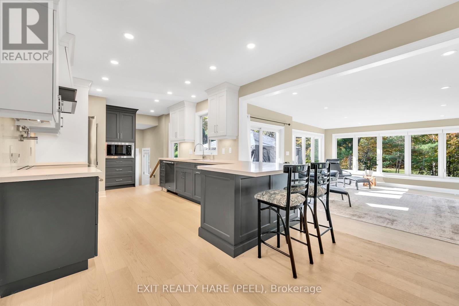 990 Haist Street, Pelham, Ontario  L0S 1E4 - Photo 12 - X12949712