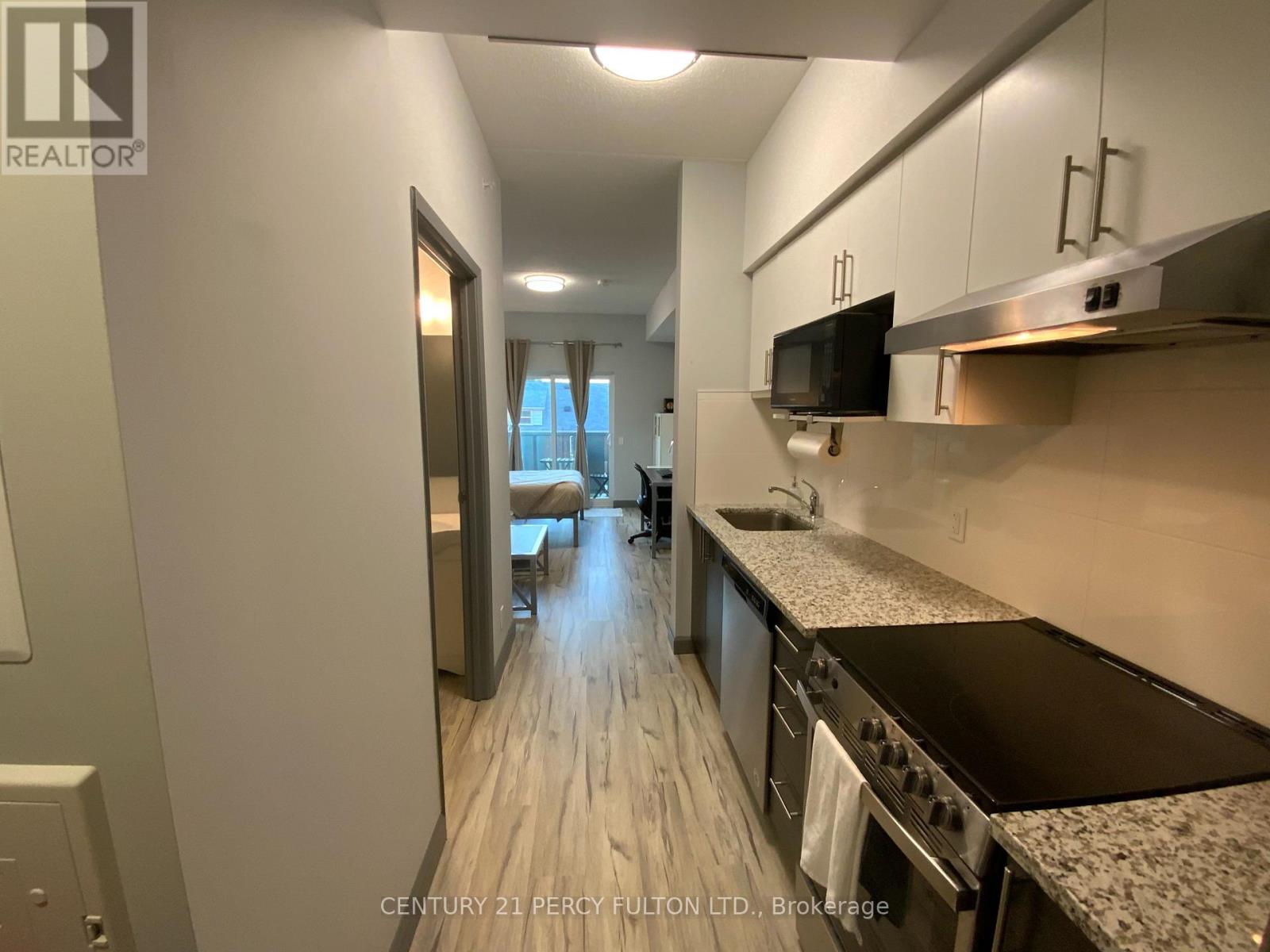 210 - 77 Leland Street, Hamilton, Ontario  L8S 3A1 - Photo 15 - X12949726