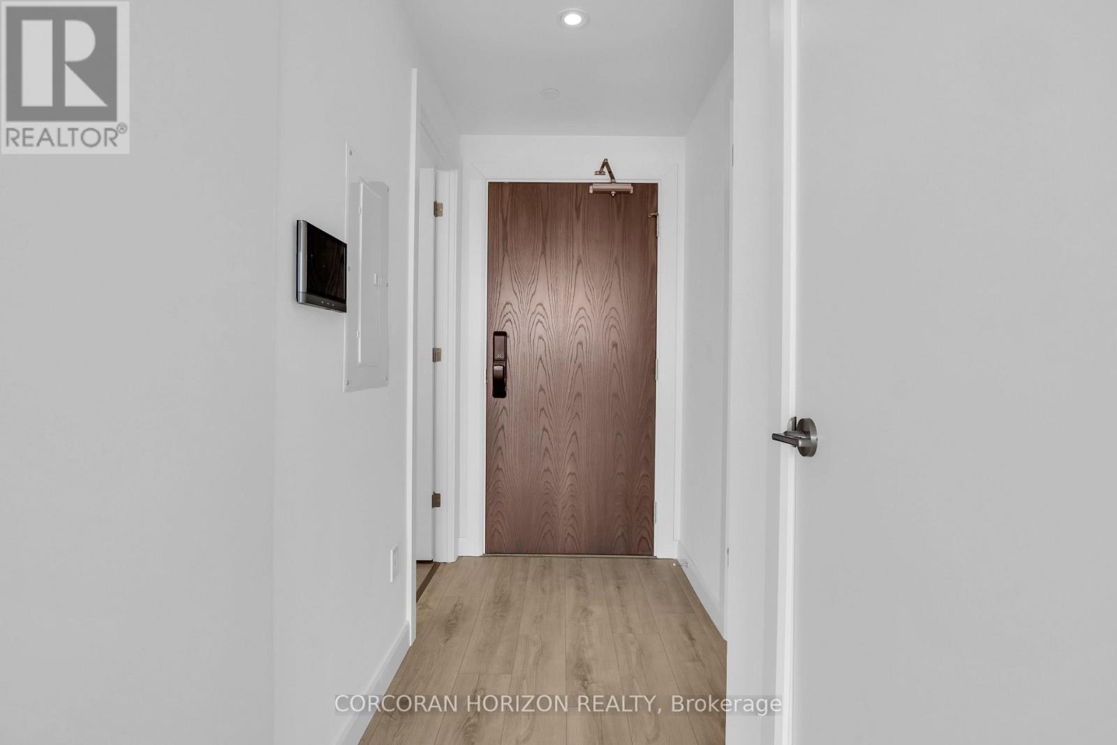 1711 - 741 King Street, Kitchener, Ontario  N2G 1E5 - Photo 9 - X12949732