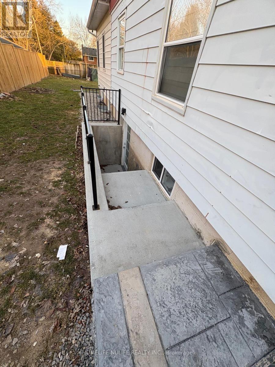 Basement - 188 Parkside Drive, Hamilton, Ontario  L8B 0Y8 - Photo 3 - X12949734