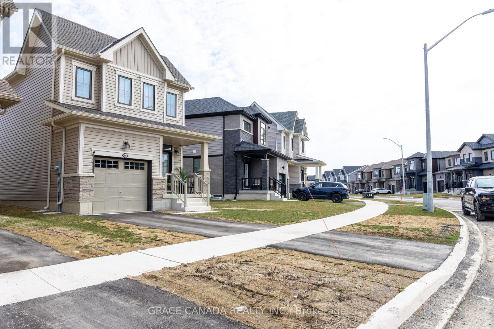 16 Brighton Lane, Thorold, Ontario  L2V 0P2 - Photo 2 - X12949766