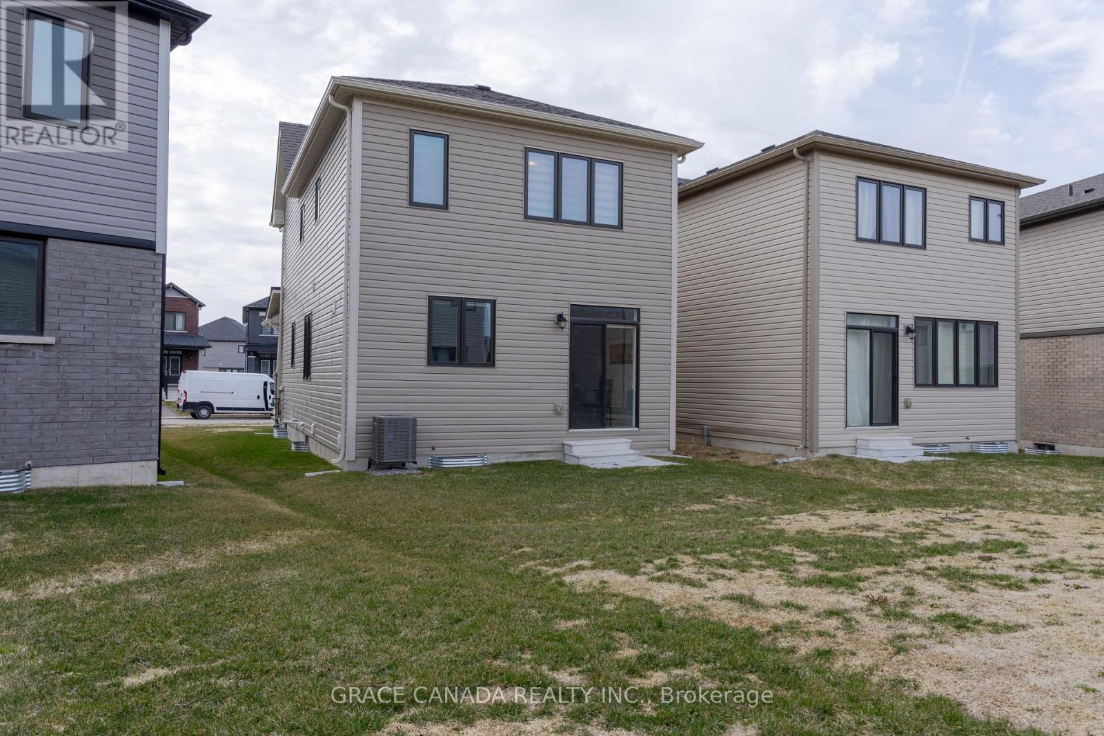 16 Brighton Lane, Thorold, Ontario  L2V 0P2 - Photo 35 - X12949766