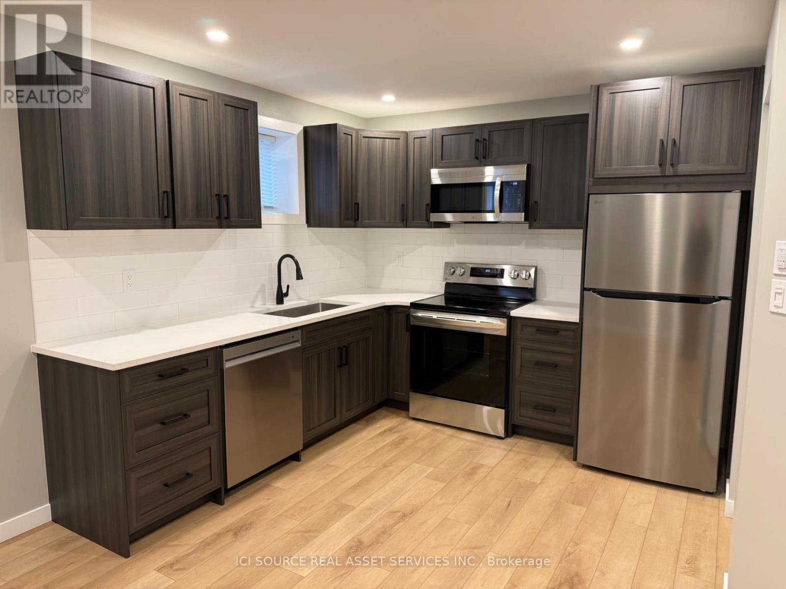 2 - 2335 MERCER STREET, Windsor, Ontario