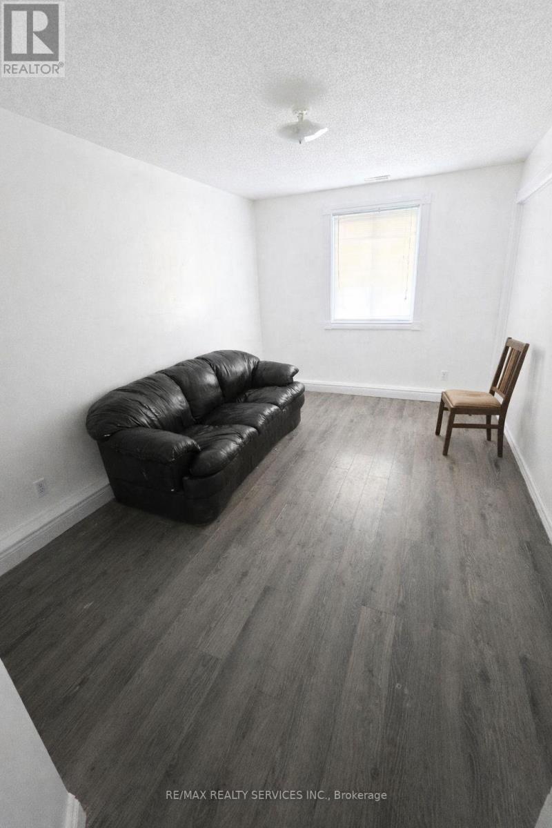 1 - 698 Highway 6 Highway, Hamilton, Ontario  L8N 2Z7 - Photo 8 - X12949798