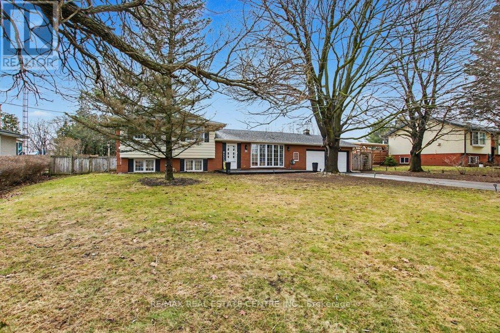 18 6th Concession Road E, Hamilton, Ontario  L8B 1A2 - Photo 2 - X12949910