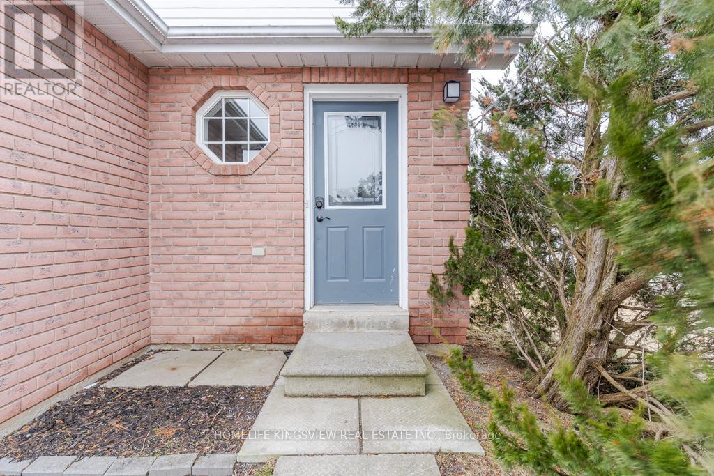 1 Charleson Drive, Barrie, Ontario  L4N 8N5 - Photo 2 - S12938706