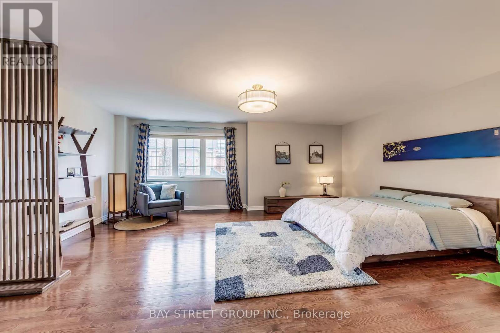 1087 Kestell Boulevard, Oakville, Ontario  L6H 7M5 - Photo 29 - W12921266