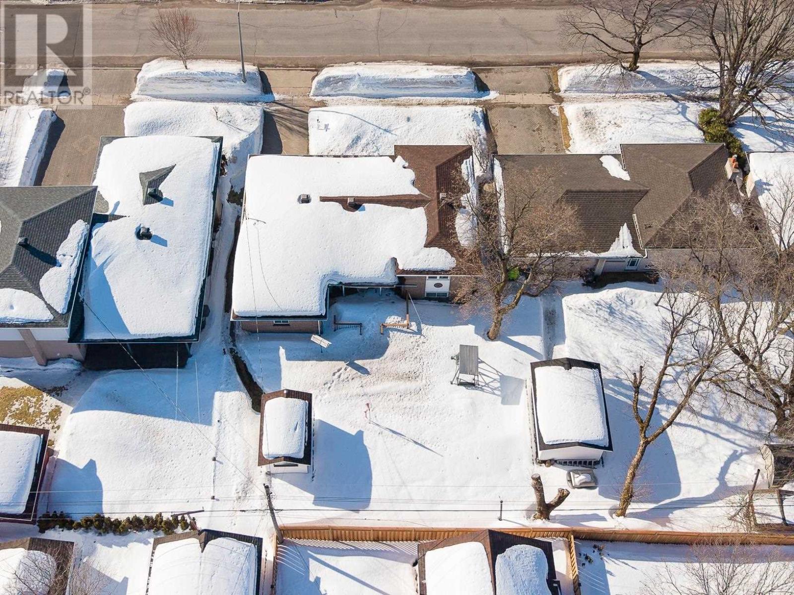 20 Rushmere Dr, Sault Ste. Marie, Ontario  P6C 2T2 - Photo 33 - SM260605