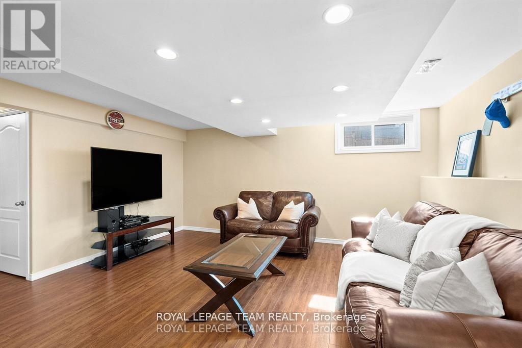 221 Santiago Street, Carleton Place, Ontario  K7C 0C7 - Photo 29 - X12716152