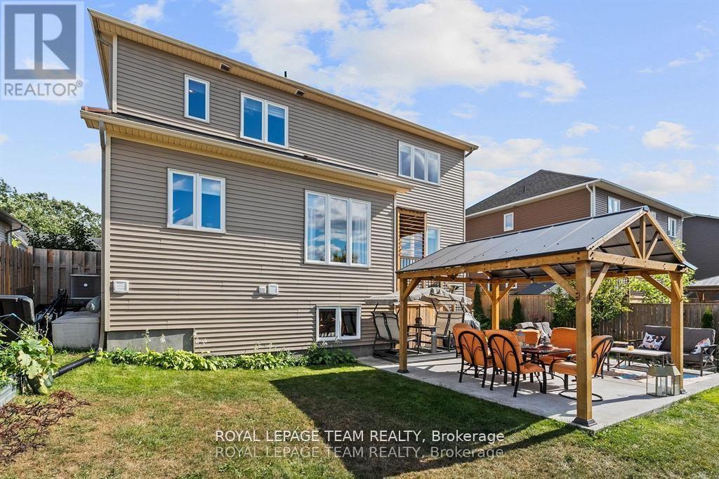 221 Santiago Street, Carleton Place, Ontario  K7C 0C7 - Photo 34 - X12716152