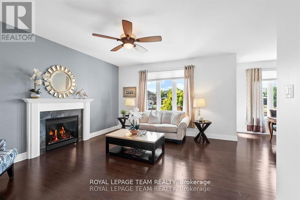 221 Santiago Street, Carleton Place, Ontario  K7C 0C7 - Photo 7 - X12716152