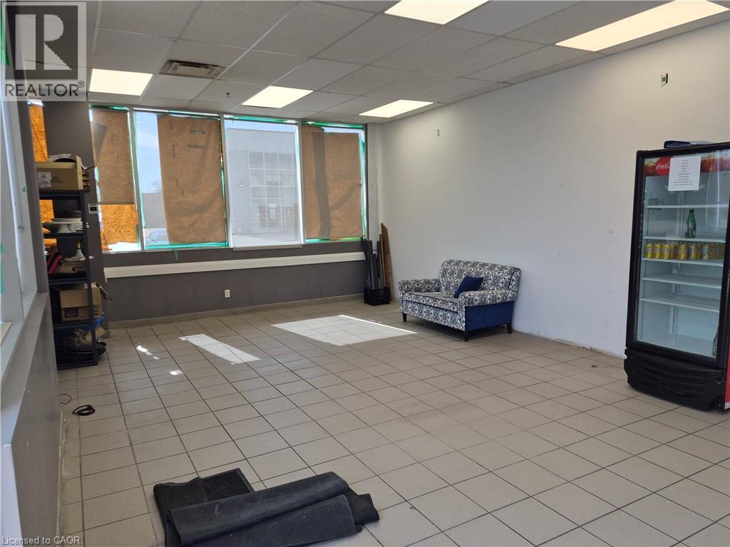 2195 Wyecroft Road Unit# 5, Oakville, Ontario  L6L 5L7 - Photo 3 - 40816932