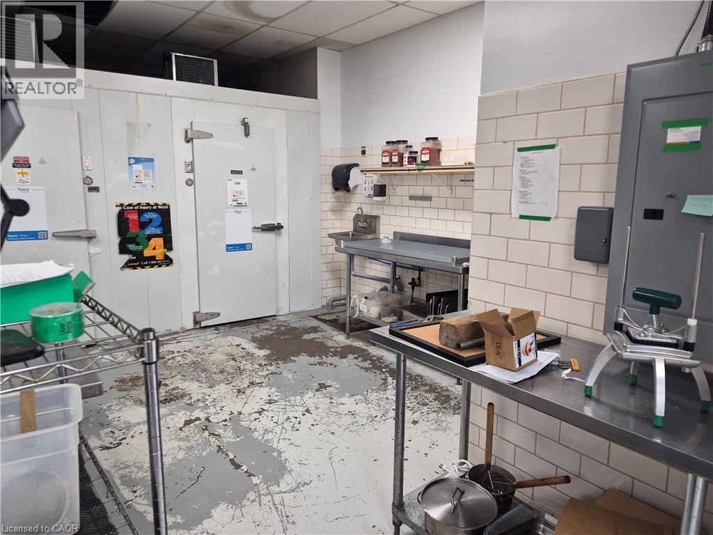 2195 Wyecroft Road Unit# 5, Oakville, Ontario  L6L 5L7 - Photo 7 - 40816932