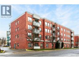 8 MAIN Street Unit# 101, dundas, Ontario