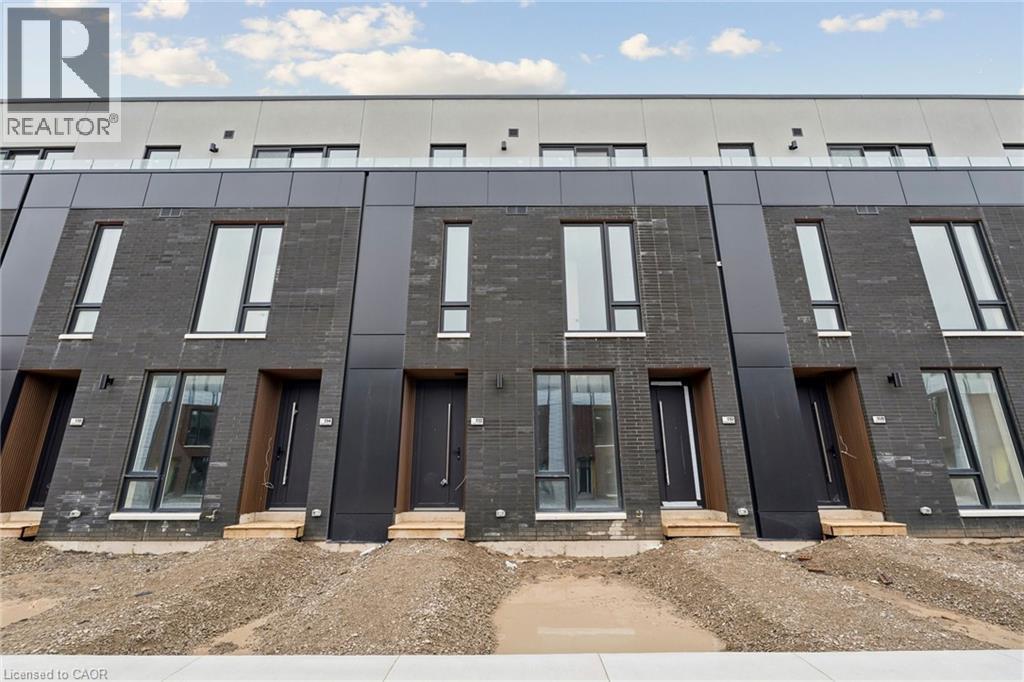 112 EVERETT Common, St. Catharines, Ontario