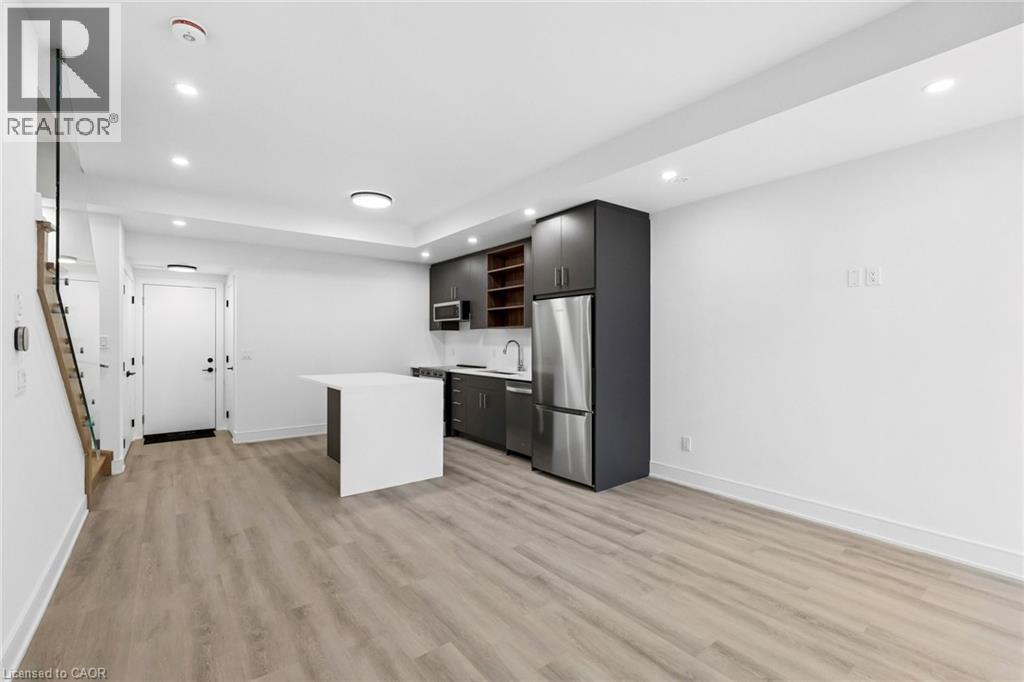 112 Everett Common, St. Catharines, Ontario  L2P 0G8 - Photo 4 - 40814649