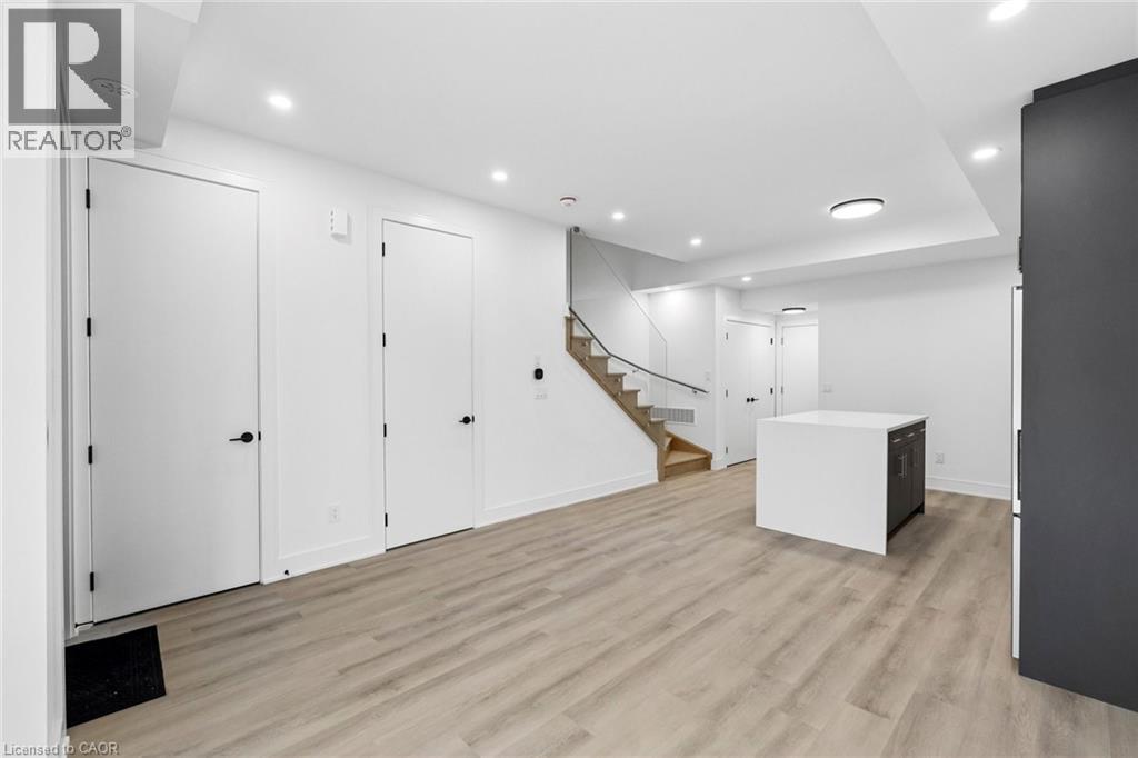 112 Everett Common, St. Catharines, Ontario  L2P 0G8 - Photo 5 - 40814649