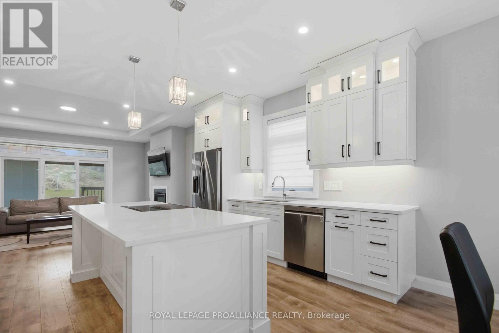 5 Schmidt Way, Quinte West, Ontario  K8V 0L5 - Photo 6 - X12950054