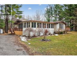 87 FITZSIMMONS ROAD, Front of Leeds & Seeleys Bay, Ontario