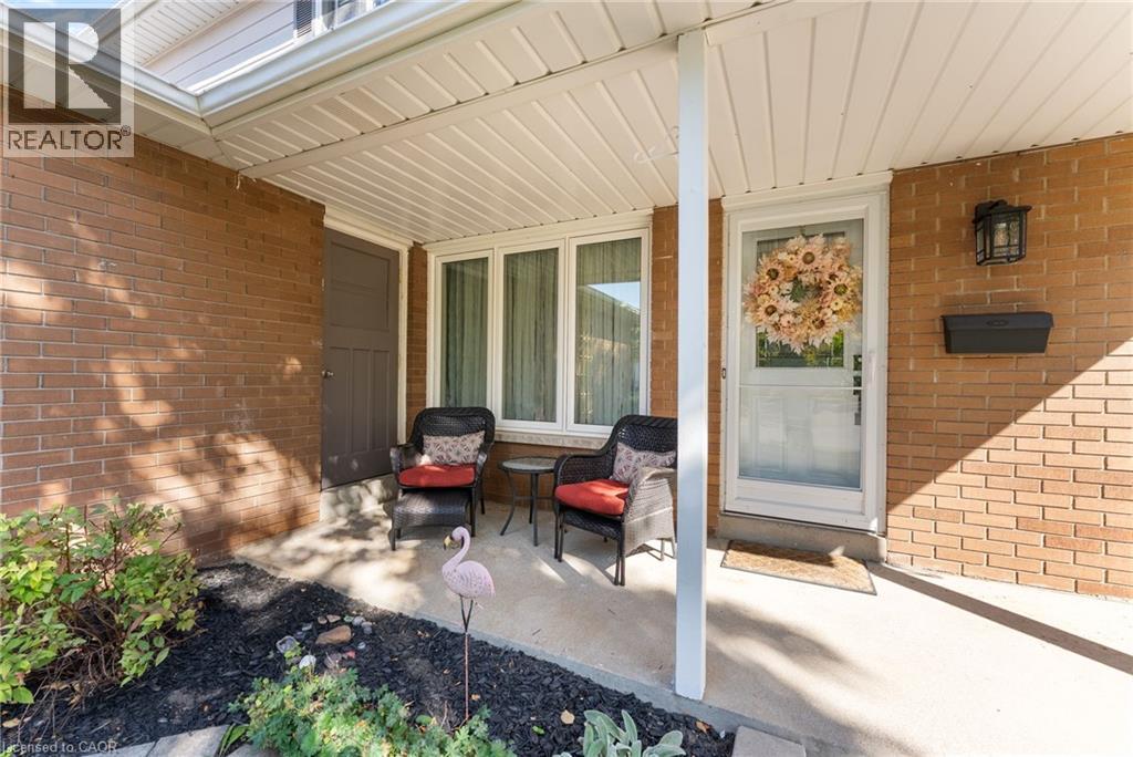 1251 Nottingham Avenue, Burlington, Ontario  L7P 2R5 - Photo 4 - 40815955