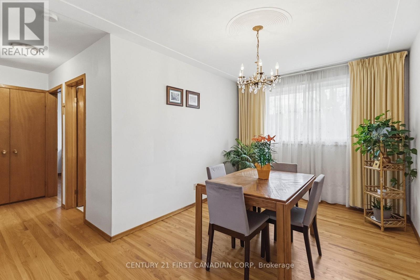 7 Howard Place, St. Thomas, Ontario  N5R 1E8 - Photo 14 - X12950110