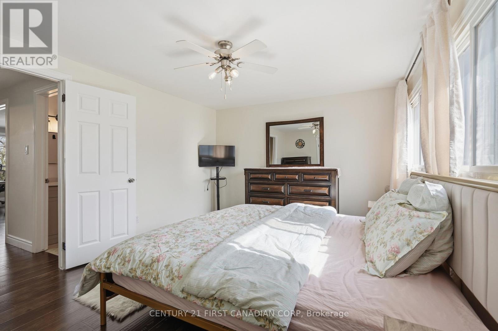 1 - 147 Deveron Crescent, London South, Ontario  N5Z 4J7 - Photo 17 - X12950184