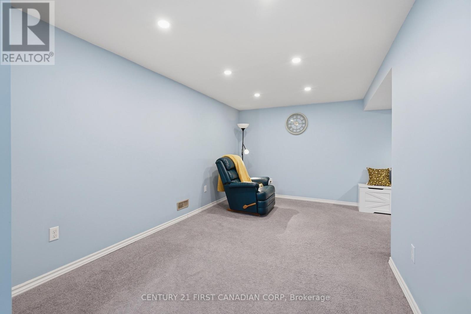 1 - 147 Deveron Crescent, London South, Ontario  N5Z 4J7 - Photo 24 - X12950184