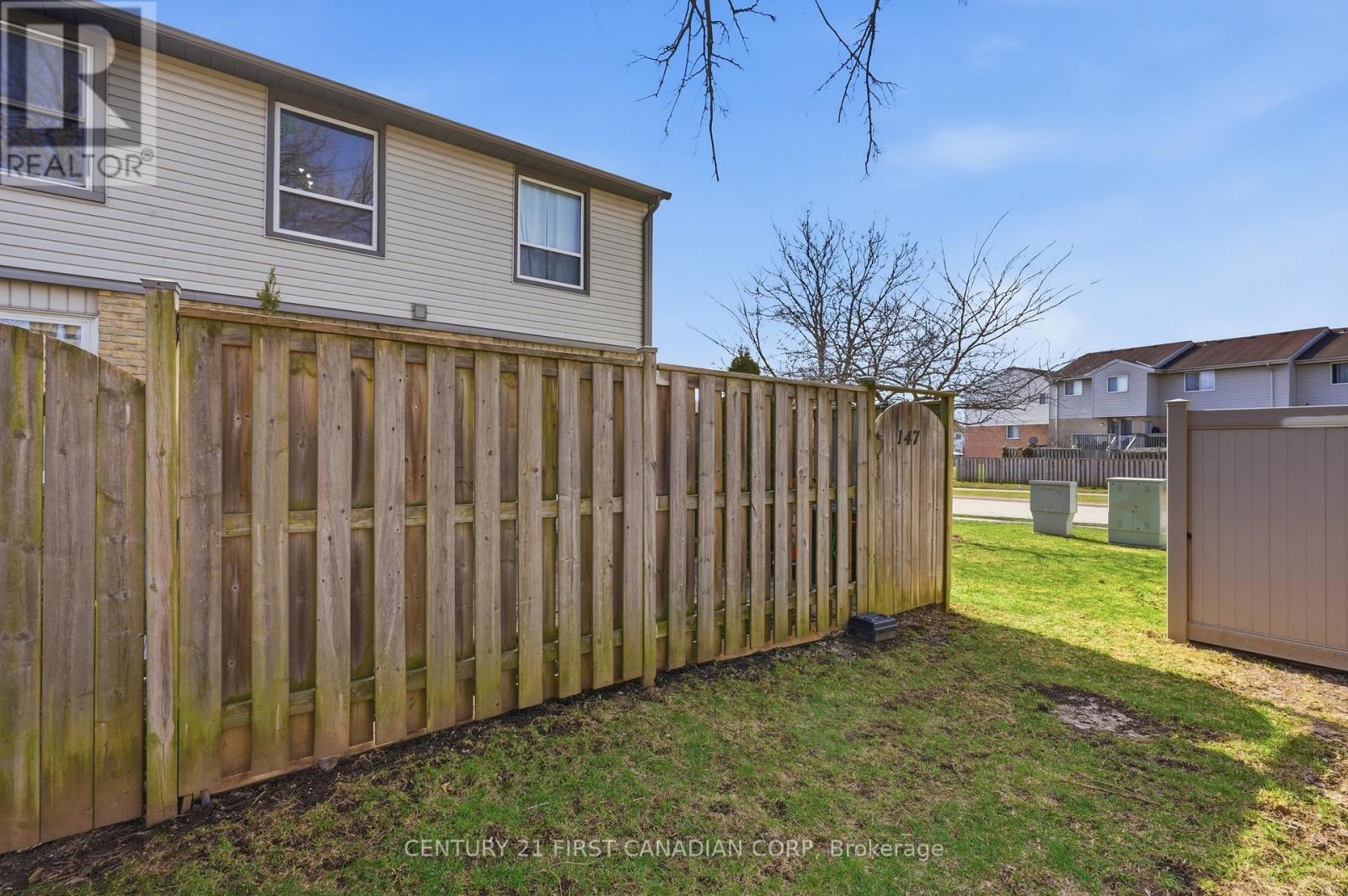 1 - 147 Deveron Crescent, London South, Ontario  N5Z 4J7 - Photo 34 - X12950184