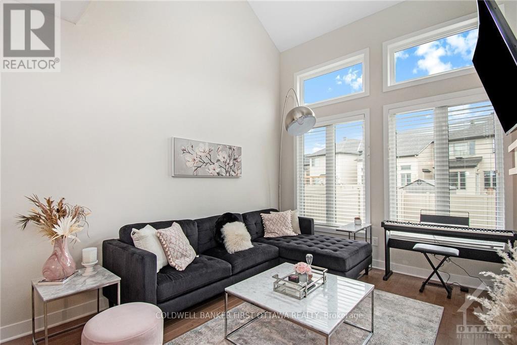 427 Rainrock Crescent, Ottawa, Ontario  K1W 0K4 - Photo 14 - X12950048