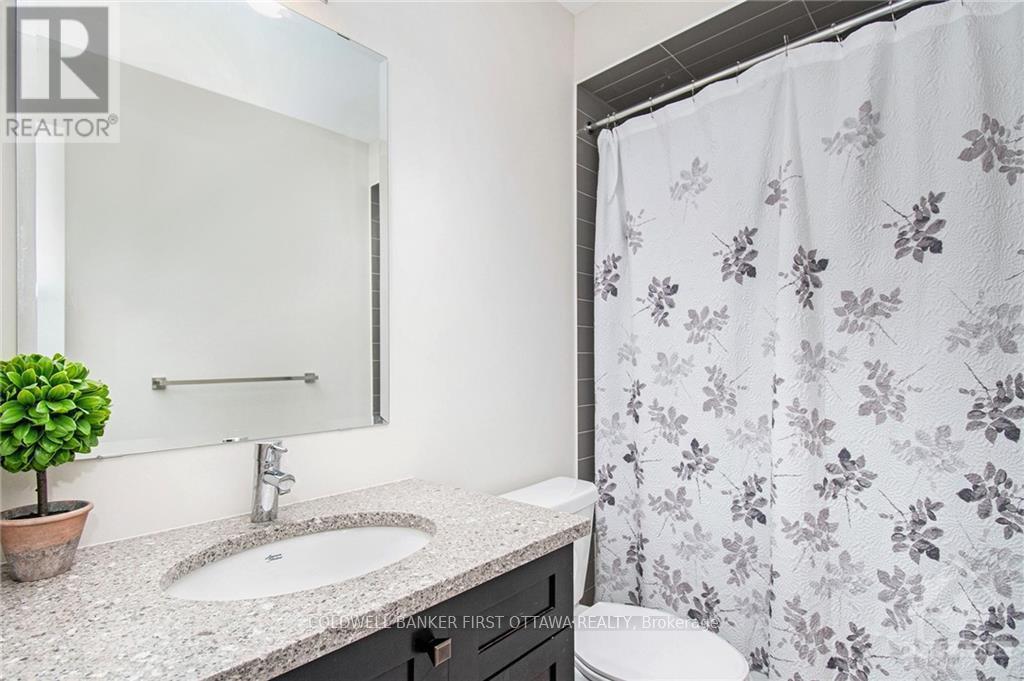 427 Rainrock Crescent, Ottawa, Ontario  K1W 0K4 - Photo 23 - X12950048