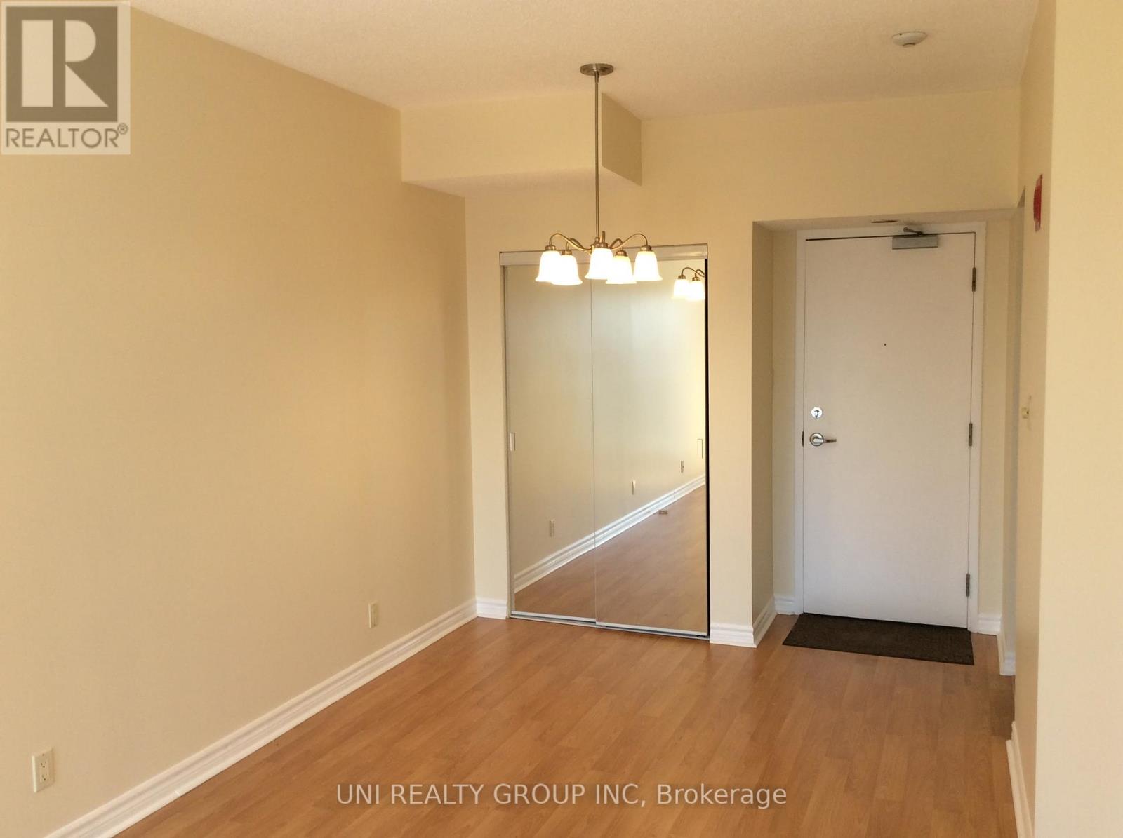 910 - 45 Holland Avenue, Ottawa, Ontario  K1Y 4S3 - Photo 10 - X12950084