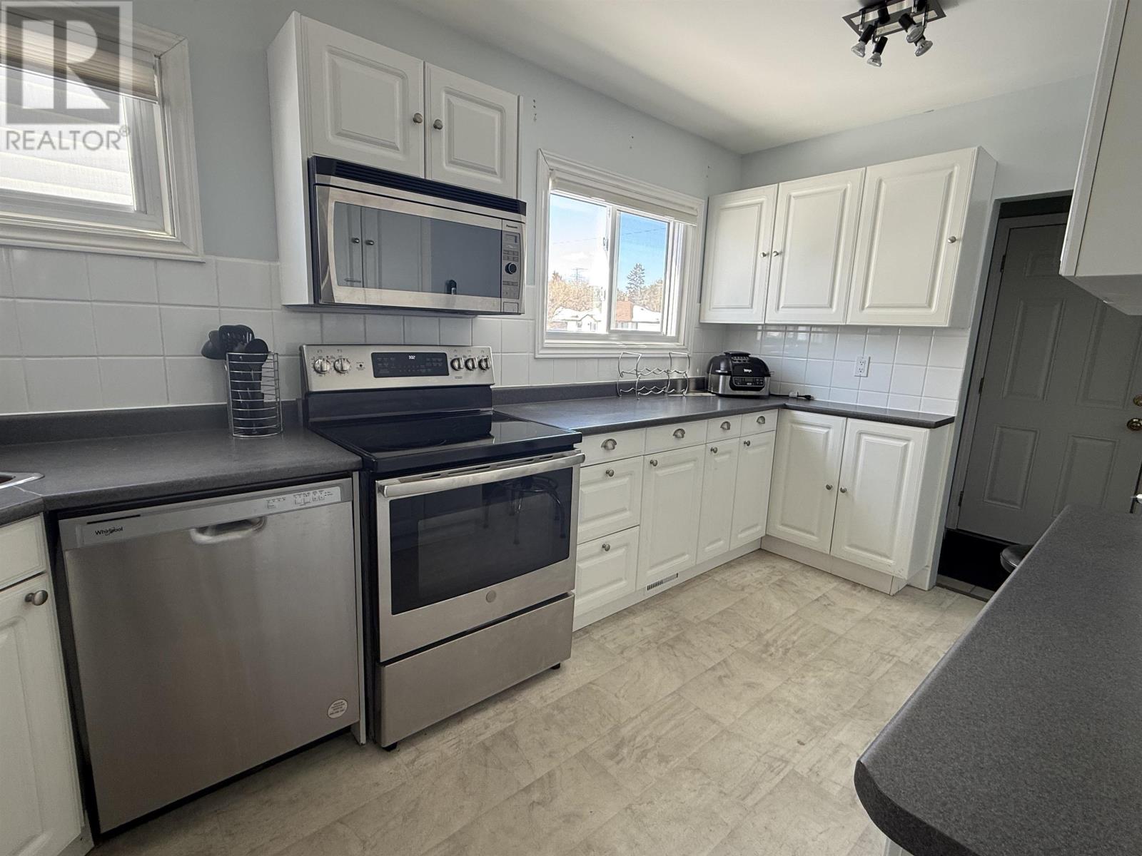 306 Christina St W, Thunder Bay, Ontario  P7E 4P6 - Photo 11 - TB2600513