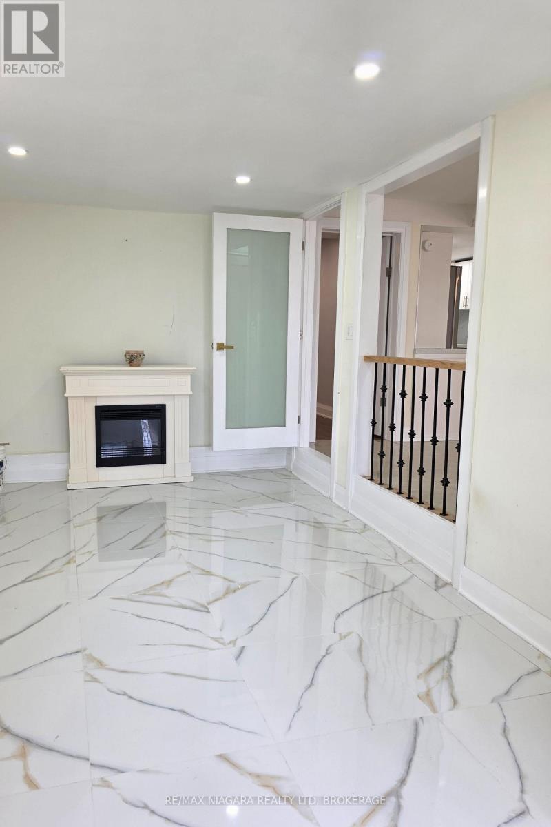 Lower - 42 Hemlock Street, St. Catharines, Ontario  L2T 4B7 - Photo 5 - X12890176