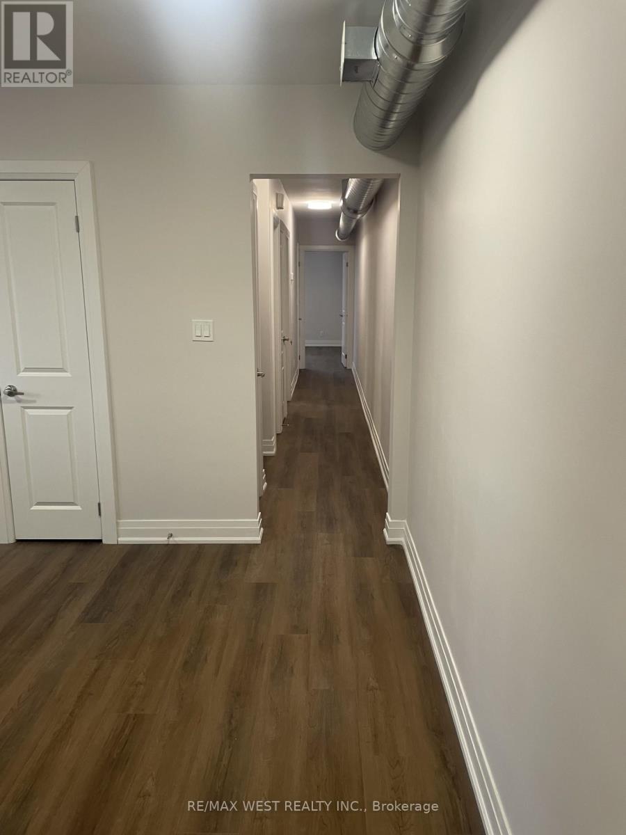 Second Floor - 57 Nassau Street, Toronto, Ontario  M5T 1M3 - Photo 16 - C12949578