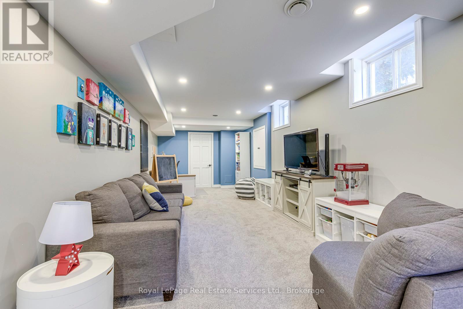 2268 Seton Crescent, Burlington, Ontario  L7L 6Y4 - Photo 30 - W12950082