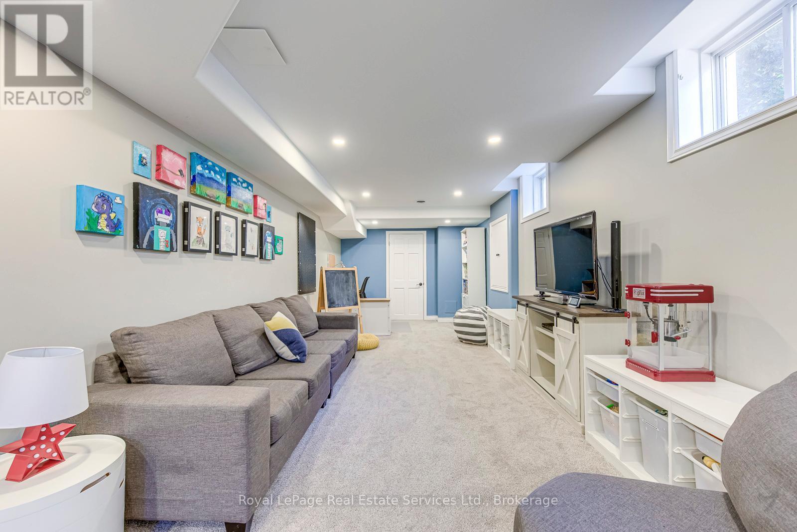 2268 Seton Crescent, Burlington, Ontario  L7L 6Y4 - Photo 31 - W12950082