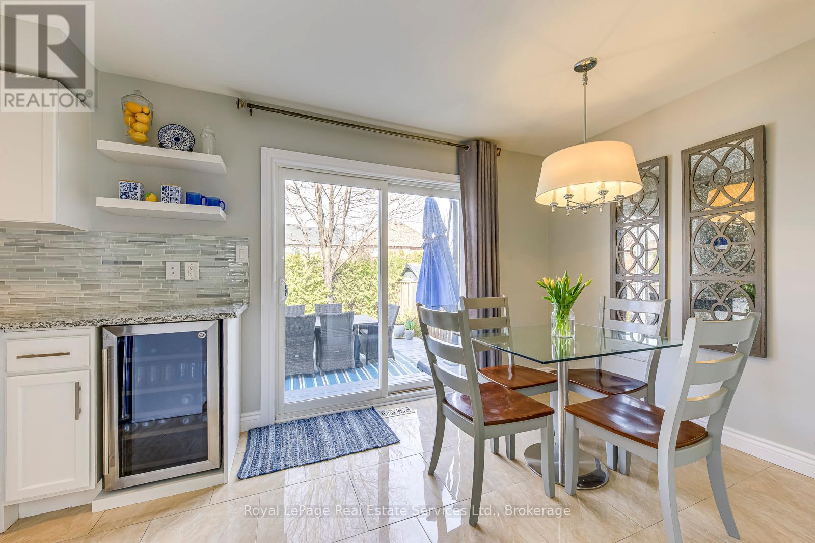 2268 Seton Crescent, Burlington, Ontario  L7L 6Y4 - Photo 9 - W12950082