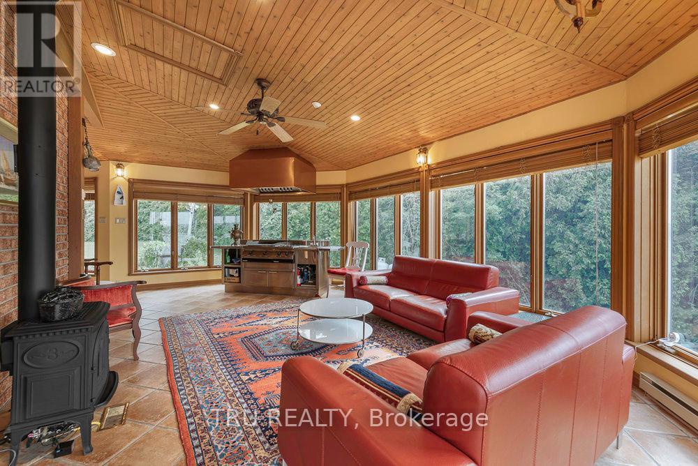 1915 Regional Road 174 Highway, Ottawa, Ontario  K4C 1H5 - Photo 16 - X12945332