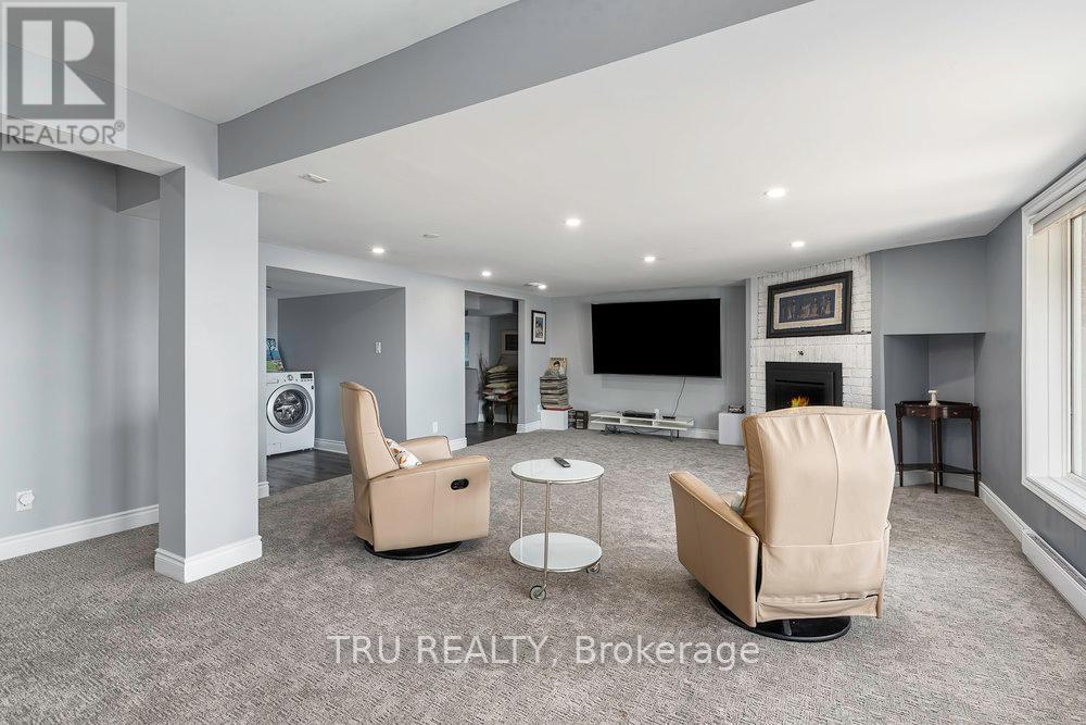 1915 Regional Road 174 Highway, Ottawa, Ontario  K4C 1H5 - Photo 26 - X12945332