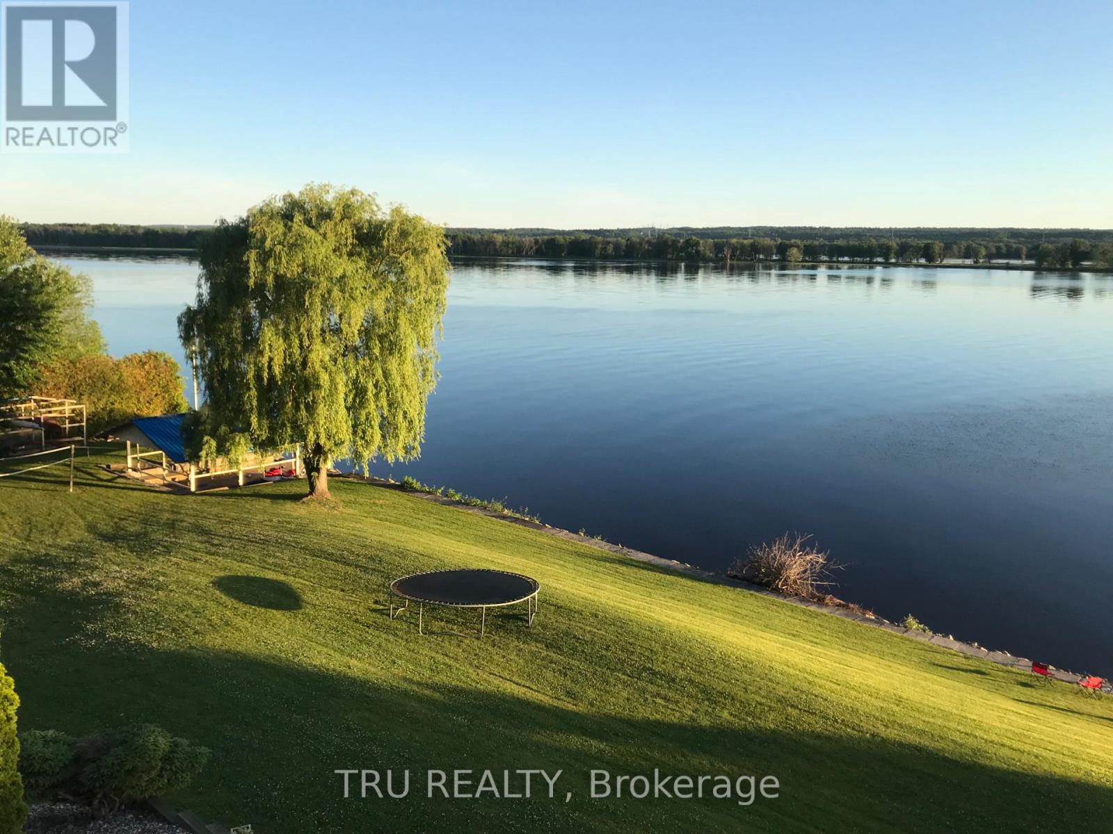 1915 Regional Road 174 Highway, Ottawa, Ontario  K4C 1H5 - Photo 32 - X12945332