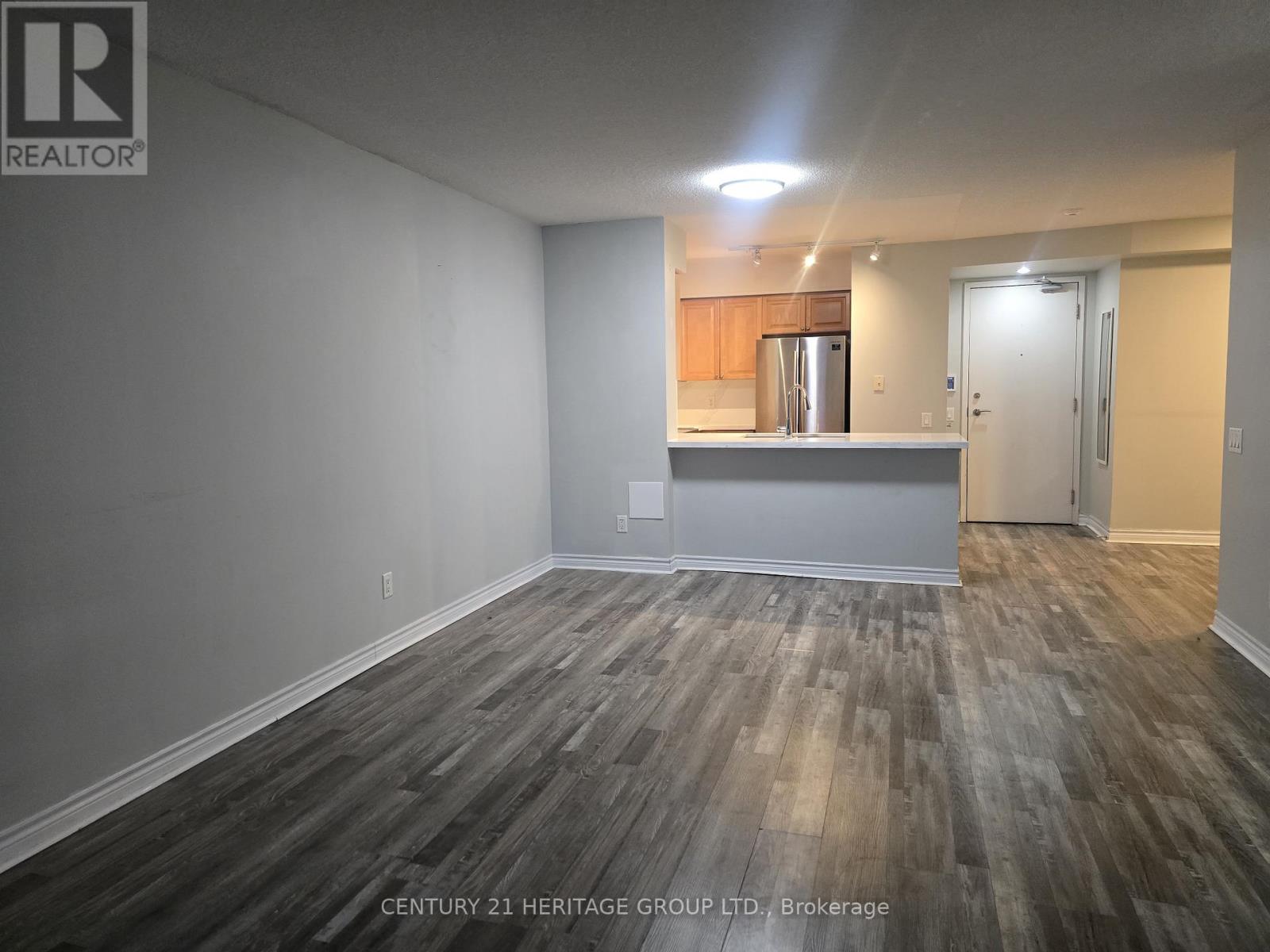 803 - 8 Mondeo Drive, Toronto, Ontario  M1P 5C7 - Photo 8 - E12889854