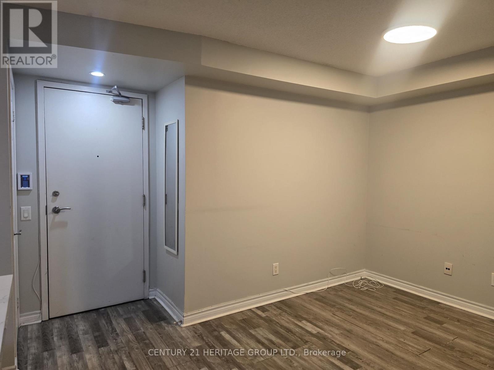 803 - 8 Mondeo Drive, Toronto, Ontario  M1P 5C7 - Photo 6 - E12889854