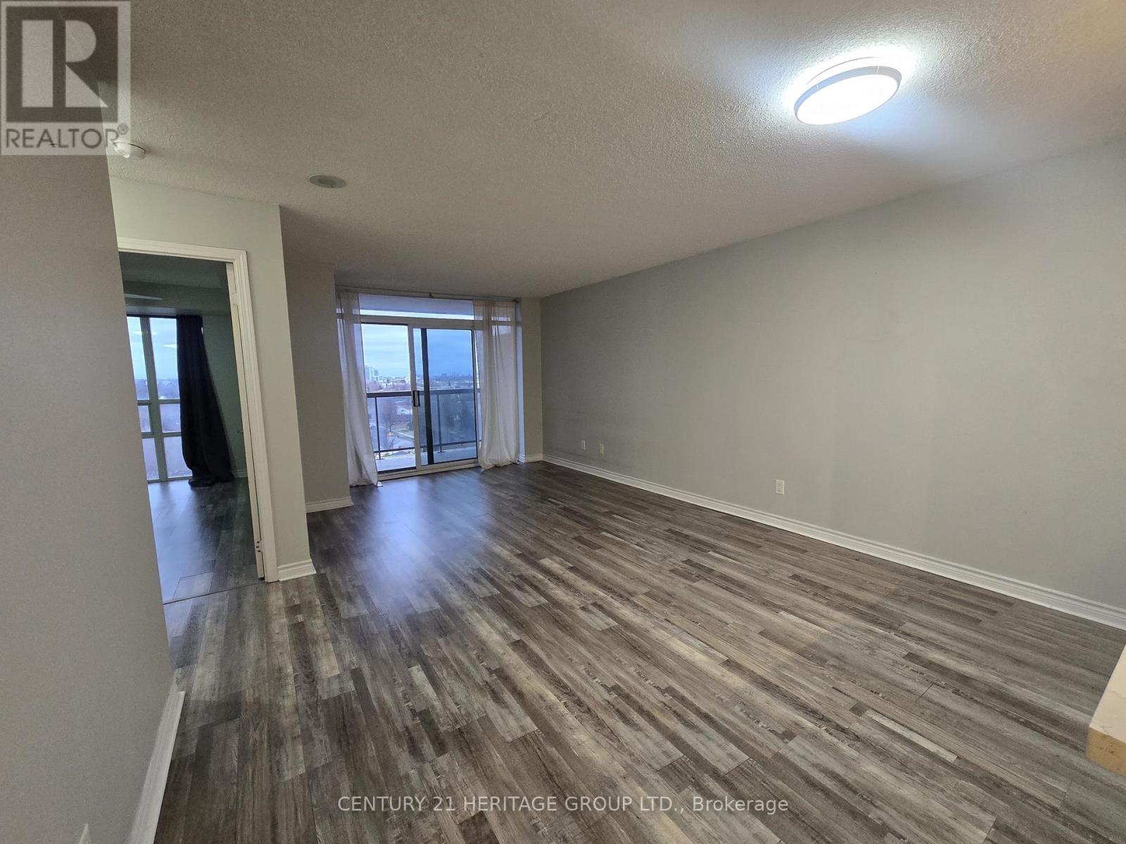 803 - 8 Mondeo Drive, Toronto, Ontario  M1P 5C7 - Photo 9 - E12889854